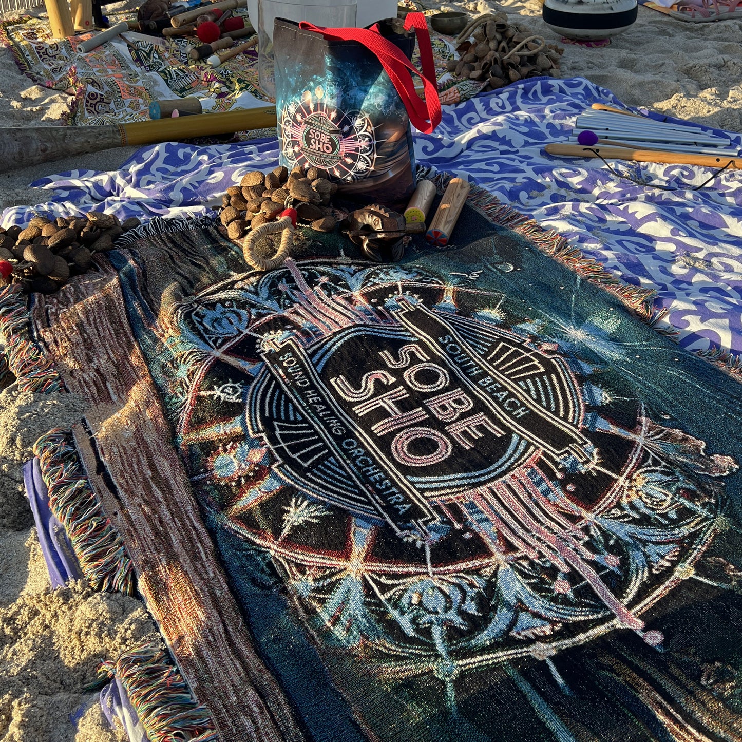 “Rest in Resonance” 100% Cotton, Colorful Woven Blanket, collection from South Beach Sound Healing Orchestra x [dNASAb], Warm Decorative Throw, Ideal Gift for Sound healing sessions, guided meditations, breathwork, yoga